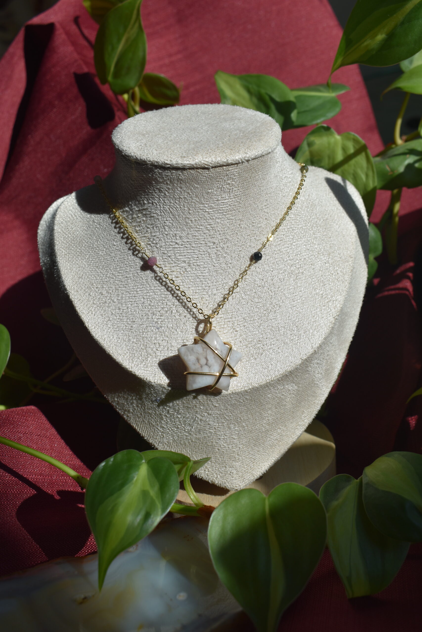 Flower Agate Star Necklace - Image 5